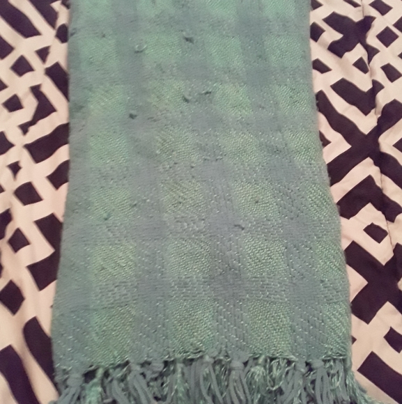 Throw Blanket - Picture 1 of 3